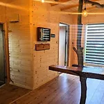 Comfortable Apartment, Sauna Included In The Price Kolobřeh
